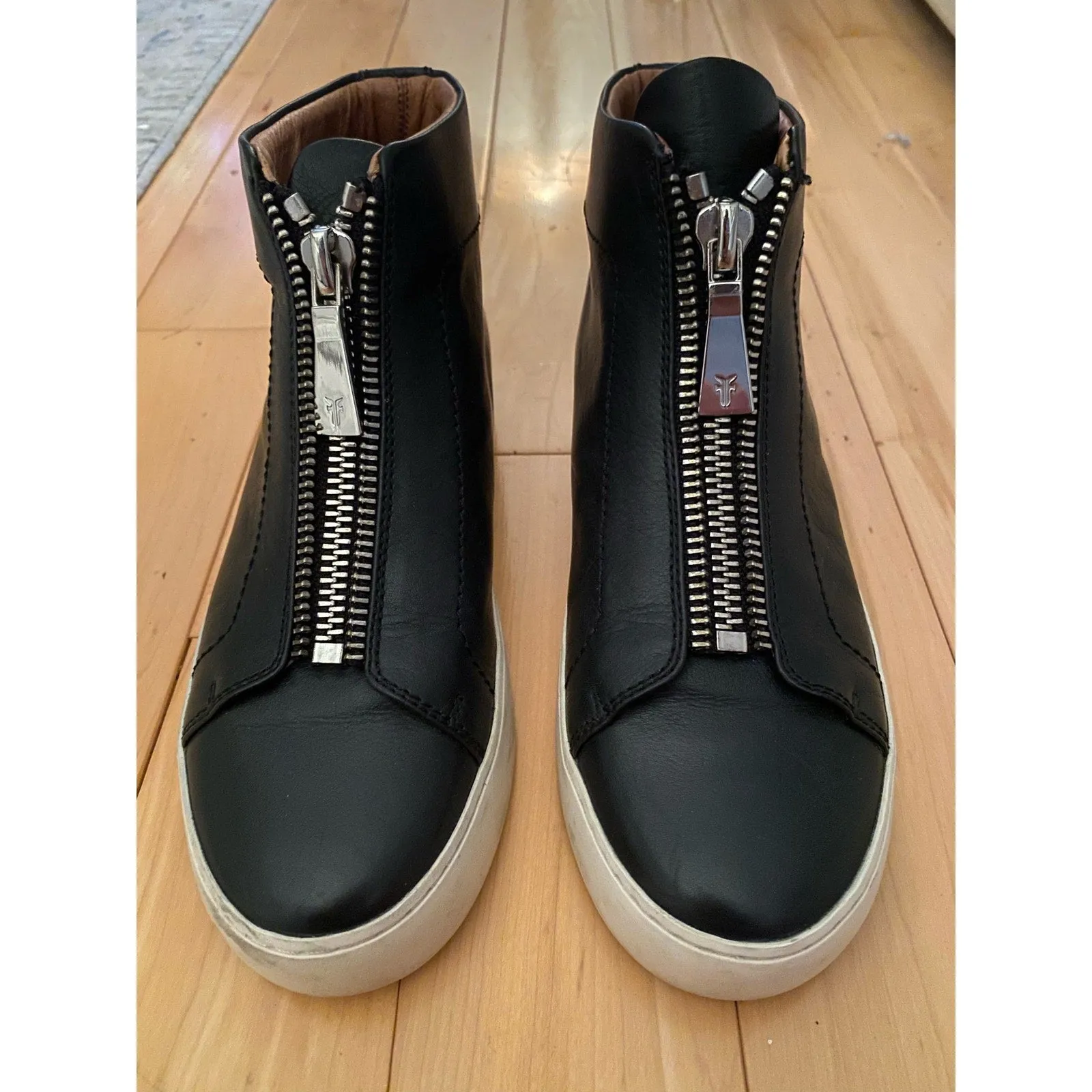 Frye Women's Lena Zip Up Leather High Top Sneakers Size 7.5