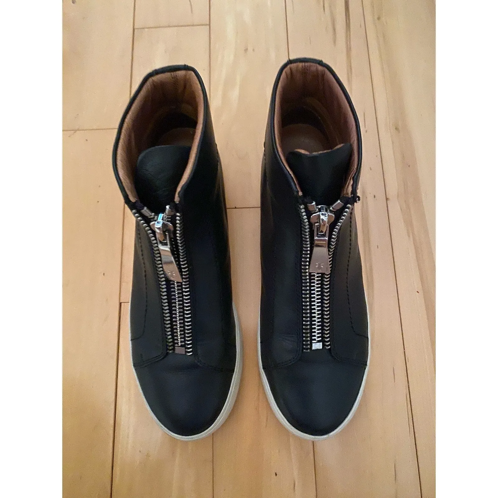 Frye Women's Lena Zip Up Leather High Top Sneakers Size 7.5